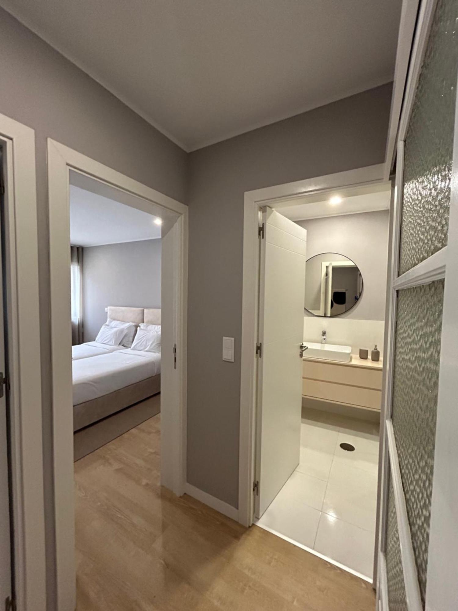 Apartament Near Family - Free Parking